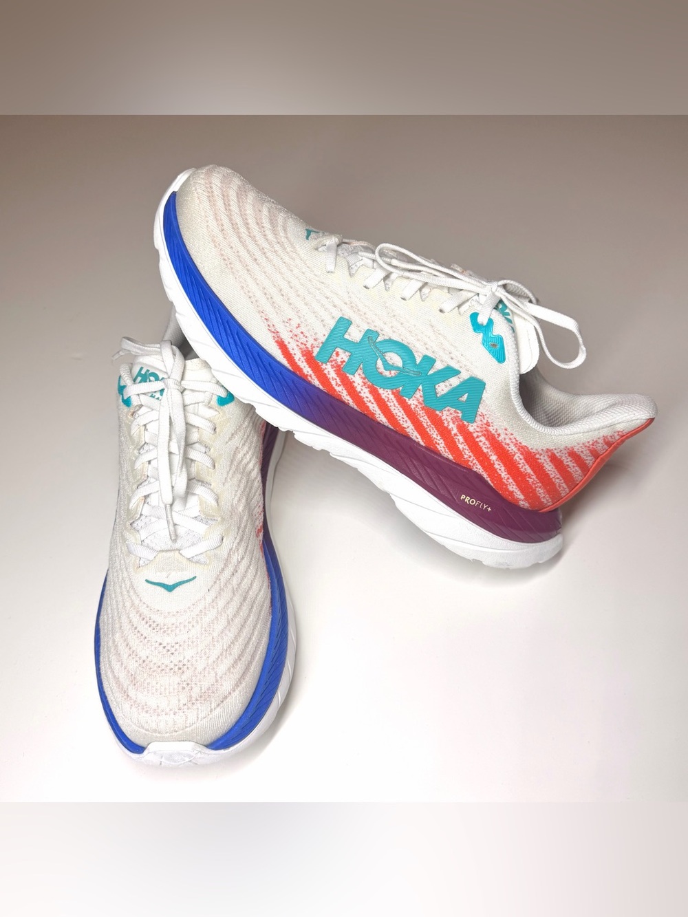 Hoka Women’s Mach 5 White Flame Athletic Running Shoes Size- 11 B